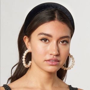 Lele Sadoughi Jet Velvet Padded Headband